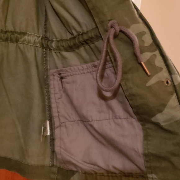 🆕️w/o tags AERO GIRL'S CAMO JACKET - Picture 9 of 12